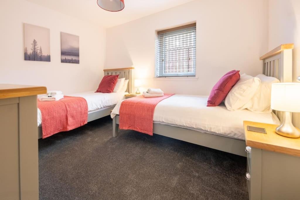 Modern City Centre Apartment In Inverness Exterior foto
